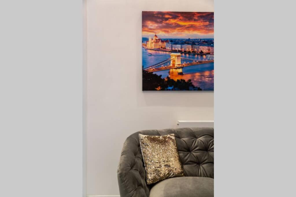 Premium Apartment By Hi5-King Street'S Luxury Suite Budapest Exteriör bild